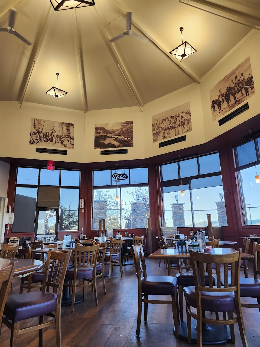 Deka-Guy Hee Restaurant